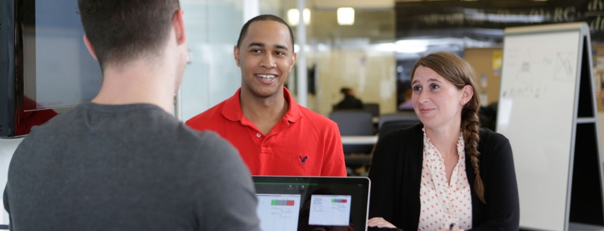 CEAS Students meet with an advisor