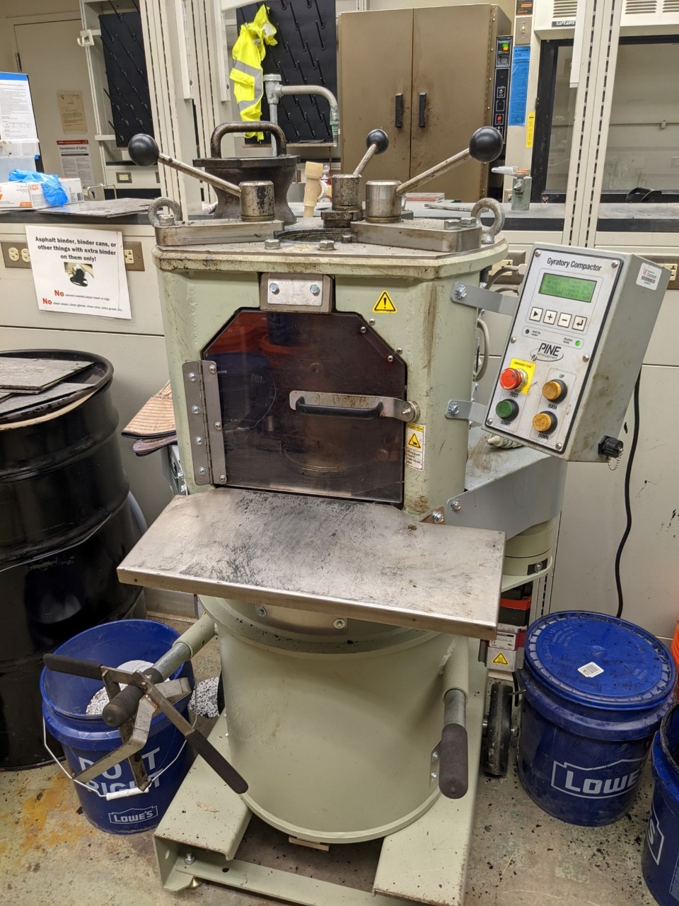 Image of infrastructure material testing facilities at the Center for Smart, Sustainable, and Resilient Infrastructure